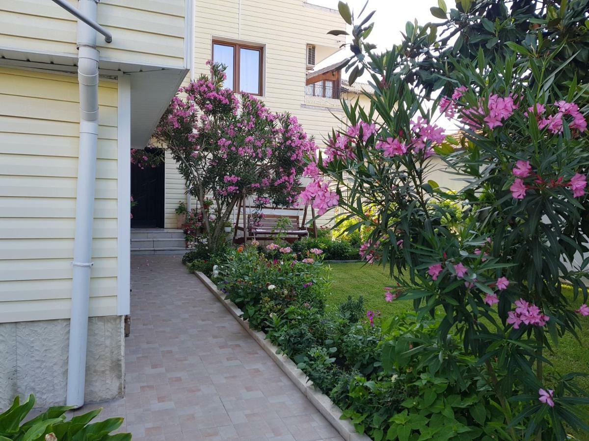 Vladimirov Guest House Primorsko Exterior foto